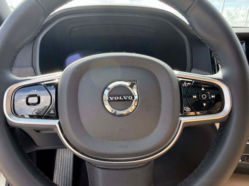 Certified 2025 Volvo V90 B6 Cross Country Ultra w/ Climate Package AWD/4WD image 14