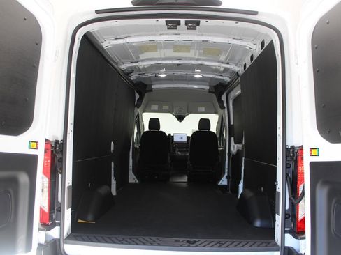 New 2026 Ford Transit 250 148 Medium Roof w/ Load Area Protection Package image 13