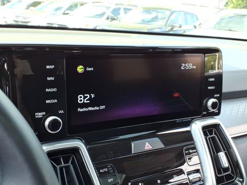 Used 2021 Kia Sorento SX AWD/4WD image 18