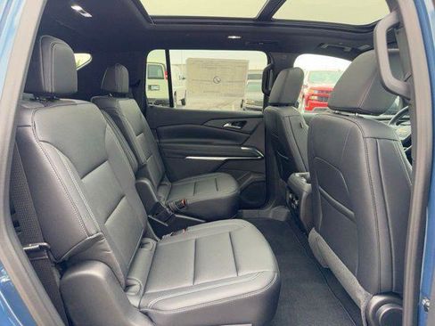 New 2026 Chevrolet Traverse LT FWD image 4