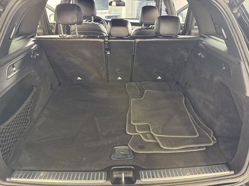 Used 2017 Mercedes-Benz GLC 300 4MATIC image 25