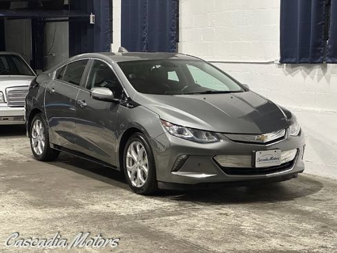 Used 2016 Chevrolet Volt Premier w/ Driver Confidence Package FWD image 1