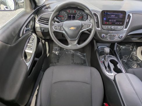 Used 2023 Chevrolet Malibu LT image 4