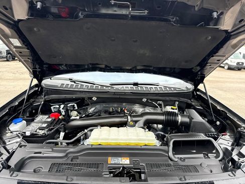 Used 2025 Ford Expedition Max Active image 32