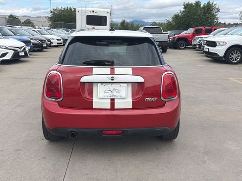 Used 2015 MINI Cooper 4-Door Hardtop FWD image 6