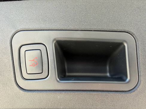 Used 2016 Tesla Model S 90D AWD/4WD image 10