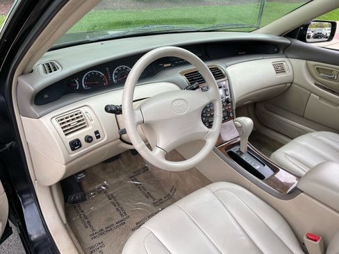 Used 2000 Toyota Avalon XLS image 14