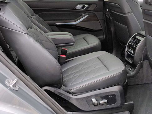 Used 2026 BMW X7 xDrive40i AWD/4WD image 22