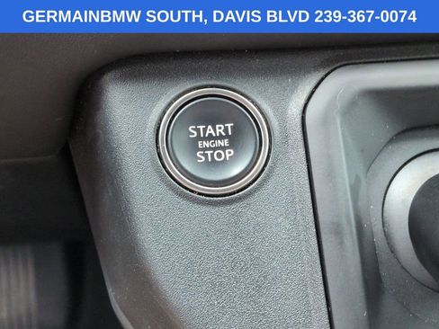 Used 2024 Land Rover Defender 110 X-Dynamic SE AWD/4WD image 28