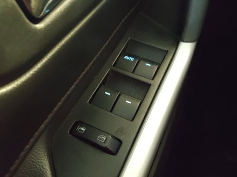Used 2014 Ford Edge Limited FWD image 27