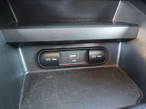 Certified 2024 Kia Soul LX w/ Option Group 015 image 28