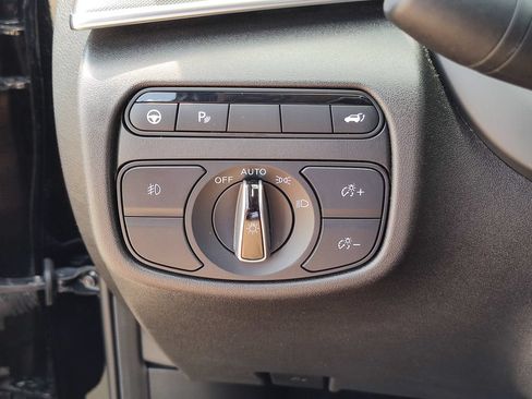 Used 2022 INFINITI QX50 Luxe FWD image 23