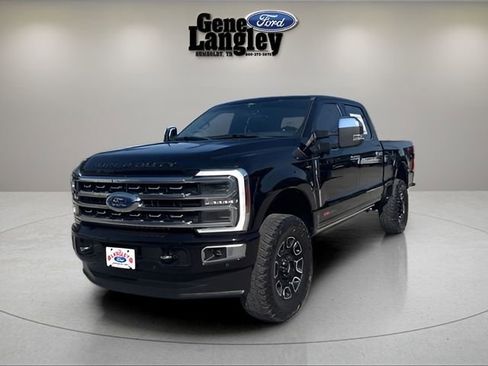 Used 2024 Ford F250 Platinum AWD/4WD image 6