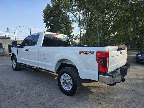 Used 2022 Ford F250 XLT w/ XLT Value Package image 4