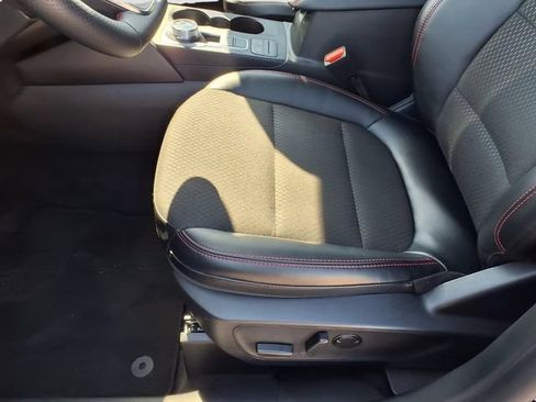 Used 2025 Ford Escape ST-Line AWD/4WD image 16