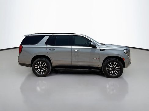Used 2024 GMC Yukon AT4 w/ Technology Package AWD/4WD image 8