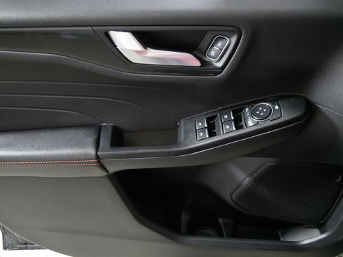 Used 2025 Ford Escape ST-Line AWD/4WD image 19