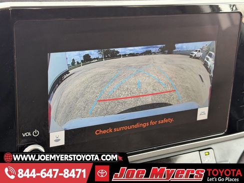 Used 2025 Toyota Camry LE image 19