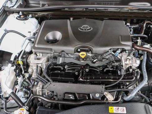 Used 2022 Toyota Camry SE FWD image 28