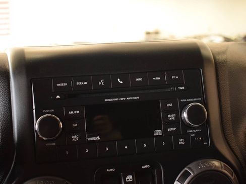 Used 2018 Jeep Wrangler Unlimited Sport S AWD/4WD image 67