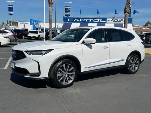 Used 2026 Acura MDX SH-AWD w/ Technology Package image 4