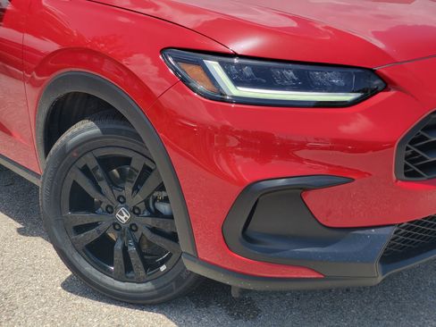 New 2026 Honda HR-V Sport image 2