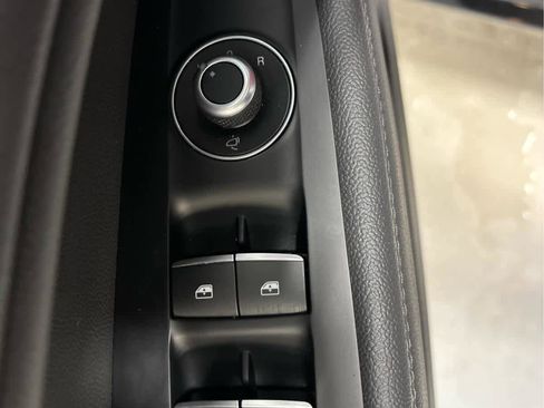 Used 2024 Alfa Romeo Stelvio Veloce image 26