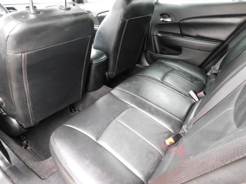 Used 2013 Chrysler 200 Touring w/ S Exterior Appearance Pkg image 19