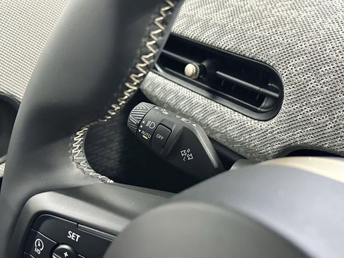 Certified 2025 MINI Cooper 2-Door Hardtop image 15