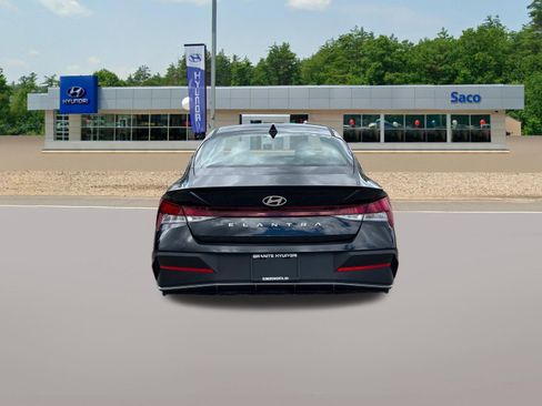 New 2026 Hyundai Elantra Sport FWD image 7