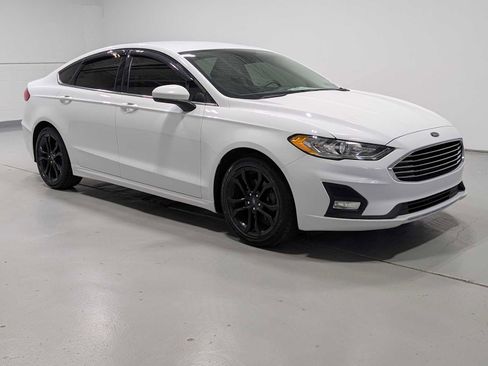 Used 2020 Ford Fusion SE w/ Equipment Group 151A image 6