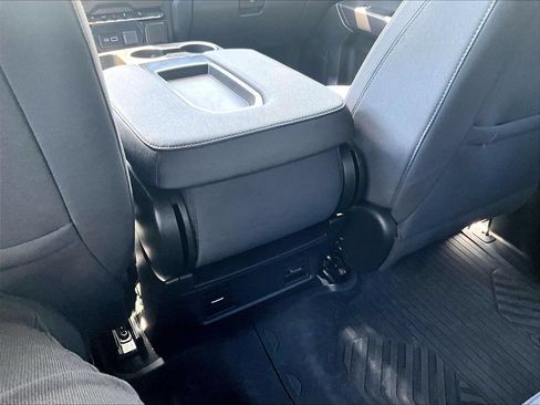 Used 2023 Chevrolet Silverado 1500 Custom Trail Boss AWD/4WD image 28