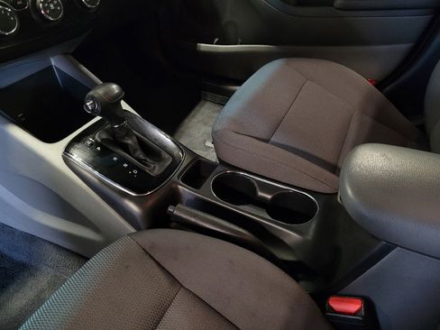 Used 2017 Kia Forte LX FWD image 26