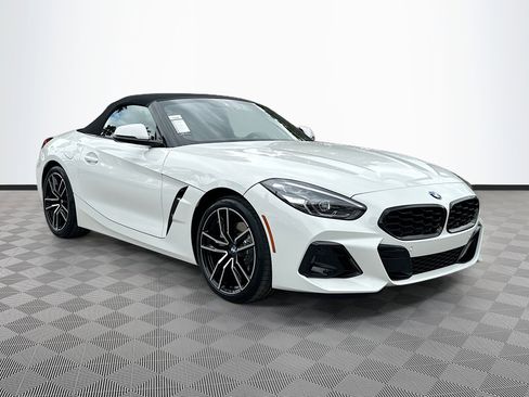 Used 2026 BMW Z4 sDrive30i w/ Convenience Package image 1