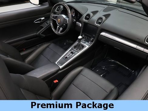 Used 2024 Porsche 718 Boxster S image 11