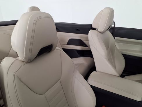 Used 2023 BMW M440i Convertible w/ Premium Package RWD image 10