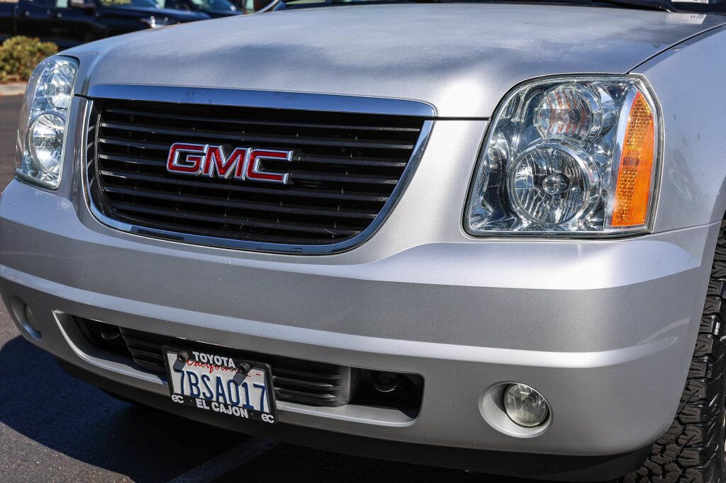 Used 2014 GMC Yukon XL SLT RWD image 18