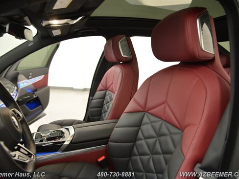 Used 2024 BMW 740i w/ M Sport Professional Package RWD image 18