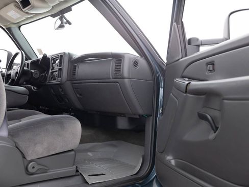 Used 2007 GMC Sierra 3500 SLE w/ Heavy-Duty Power Package RWD image 32
