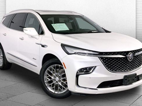 Used 2023 Buick Enclave Avenir w/ Avenir Technology Package AWD/4WD image 1