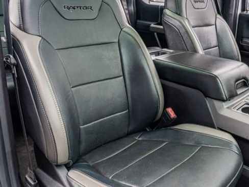 Used 2018 Ford F150 Raptor w/ Equipment Group 802A Luxury image 46