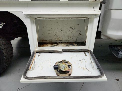 Used 2018 Ford F350 XL image 30