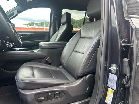 Used 2025 Chevrolet Tahoe Z71 AWD/4WD image 8