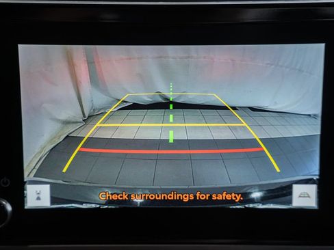 Used 2025 Toyota Camry SE FWD image 39