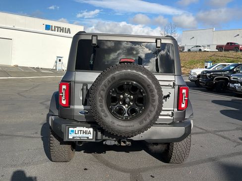 Used 2023 Ford Bronco Wildtrak image 6