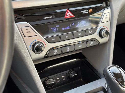 Used 2018 Hyundai Elantra Value Edition image 23