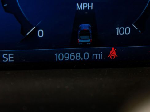 Used 2025 Ford F350 Platinum image 21