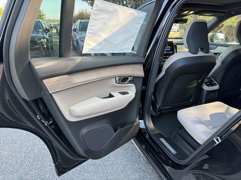 New 2026 Volvo XC90 T8 Plus w/ Protection Package Premier image 13