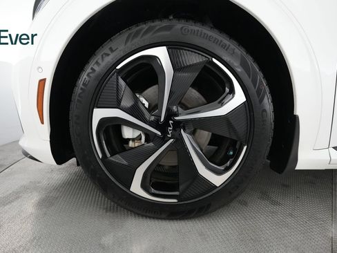 Used 2024 Kia EV6 GT-Line AWD/4WD image 18