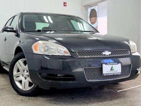 Used 2013 Chevrolet Impala LT w/ LT Sunroof Package image 3